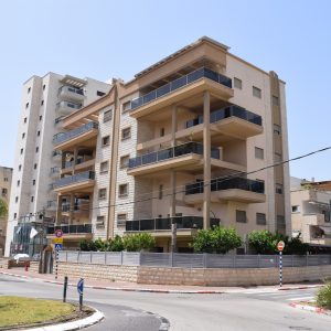 המגינים 7 קרית אתא